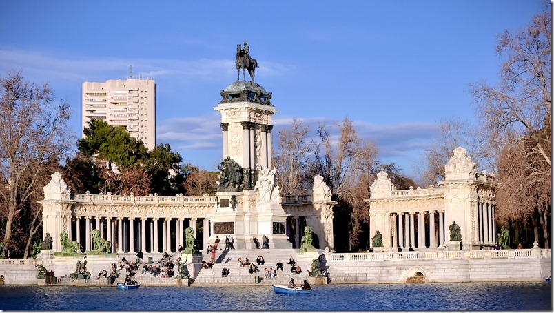 Ejercitarse al aire libre en Madrid - Parque El Retiro