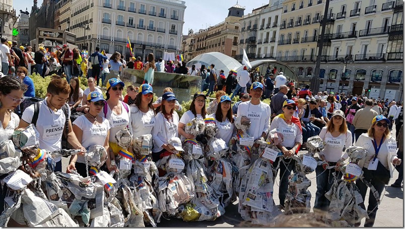 Periodistas venezolanos en España ponen rostro a las agresiones a la prensa en Venezuela