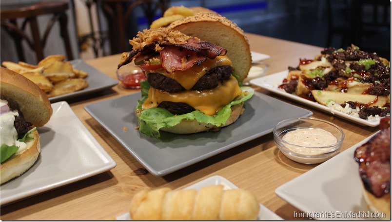 Warapa-Burger-mercado-Torrijos-hamburguesas-venezolanas-Madrid_ (20)