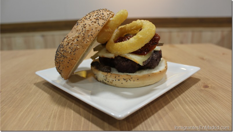 Warapa-Burger-mercado-Torrijos-hamburguesas-venezolanas-Madrid_ (28)