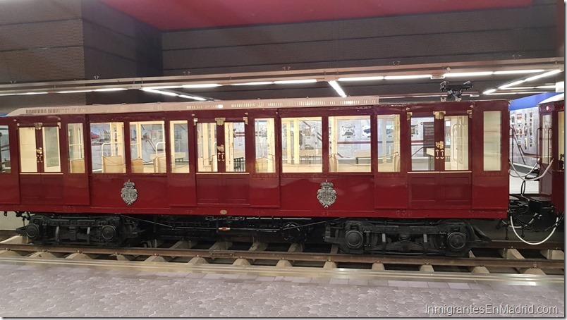 Exposición de trenes antiguos del Metro de Madrid en Chamartín 291018-5