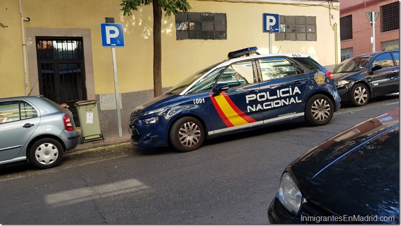 Patrulla de la Policia Nacional en Madrid